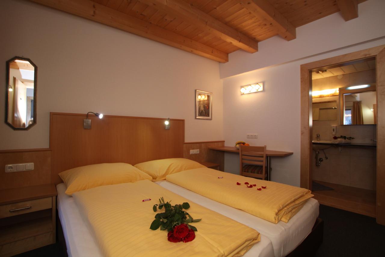 Gaestehaus Alpina Sankt Anton am Arlberg Extérieur photo