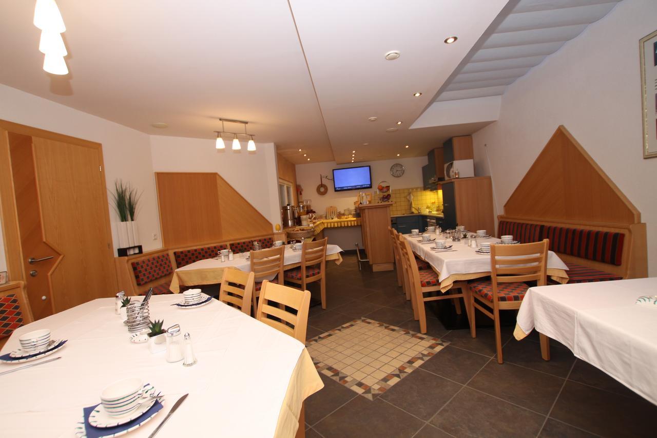 Gaestehaus Alpina Sankt Anton am Arlberg Extérieur photo